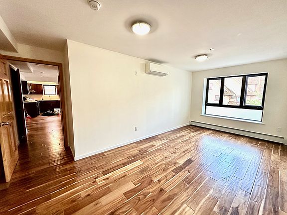 5th image of 33 Bay 26 St #2B