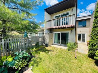 67 Country Club Dr, Florida, NY 10921