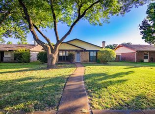 1820 Angelina Dr, Garland, TX 75040