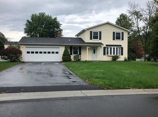 54 Lost Feather Dr, Fairport, NY 14450