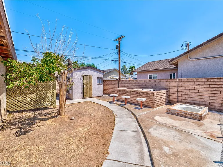 1816 Merze Ave — Photo 14