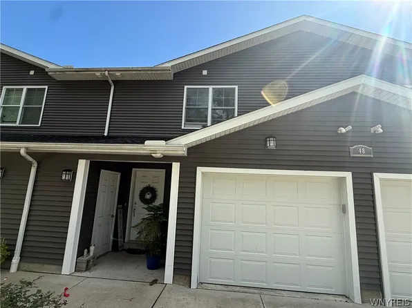 48 Roger Chaffee Dr #6, Buffalo, NY 14228