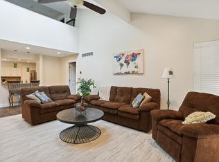 107D W Tomaras Ave, Savoy, IL 61874