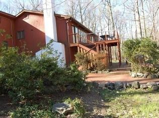 50 Mountain Rd, Hopewell, NJ 08525