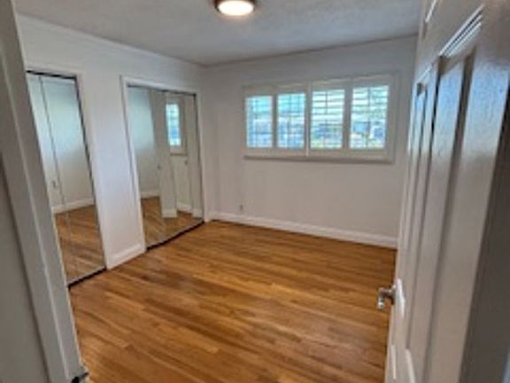 3rd image of 1641 W Buena Vista Ave #A