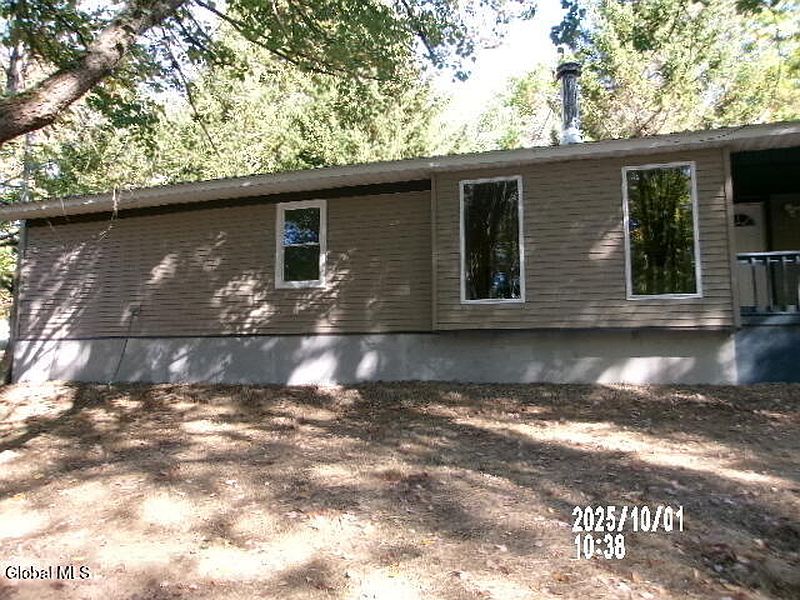 4th image of 530 Ridge Road