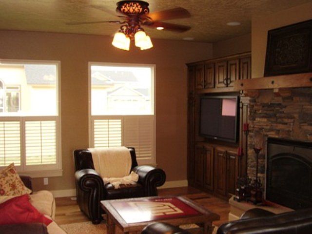 2nd image of 4608 W Quaker Rdg