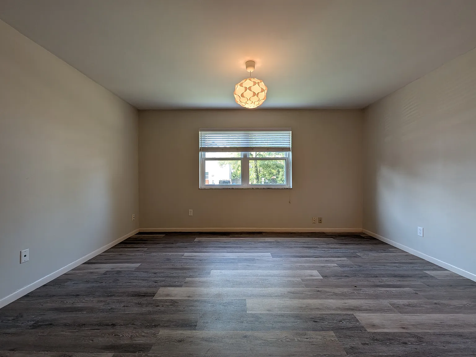 2 bed, 800 sqft, $980 — Photo 3