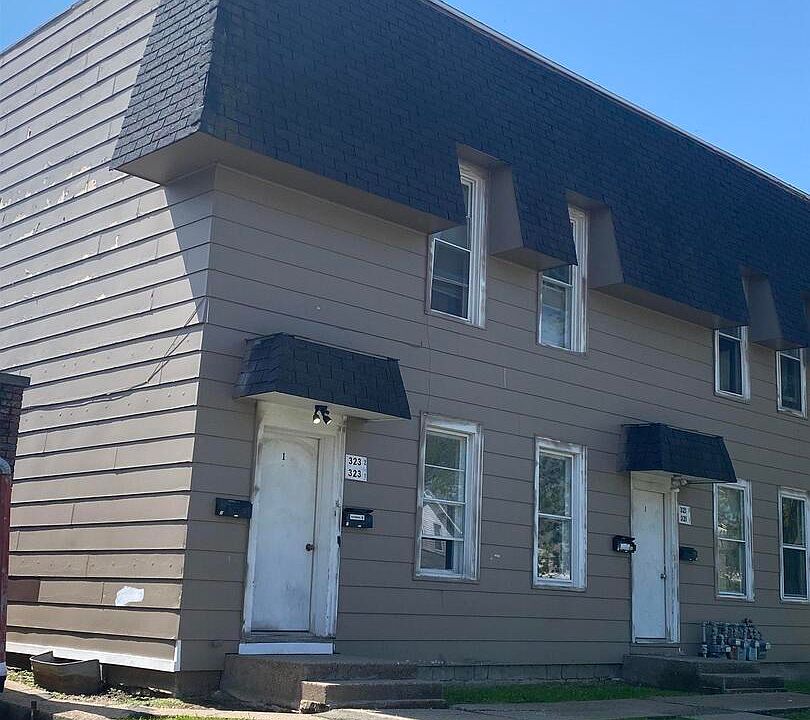 2nd image of 321-323 E 15th St