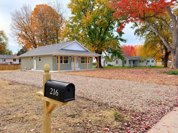 216 John St, Parma, MI 49269