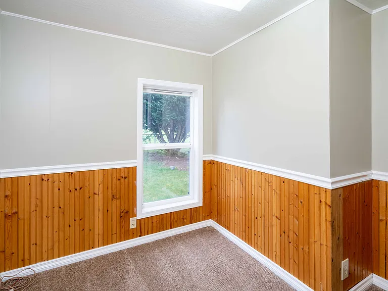 24808 NE Dresser Rd — Photo 7