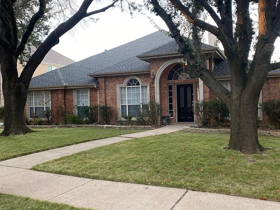 1st image of 609 Mossycup Oak Dr