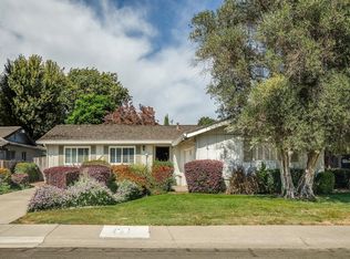 5 Moonlit Cir, Sacramento, CA 95831