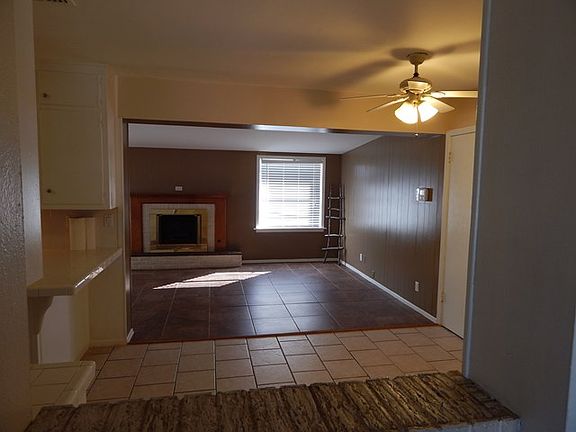 3rd image of 4407 Roosevelt Dr