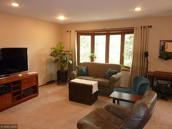 5th image of 10217 Johnson Cir