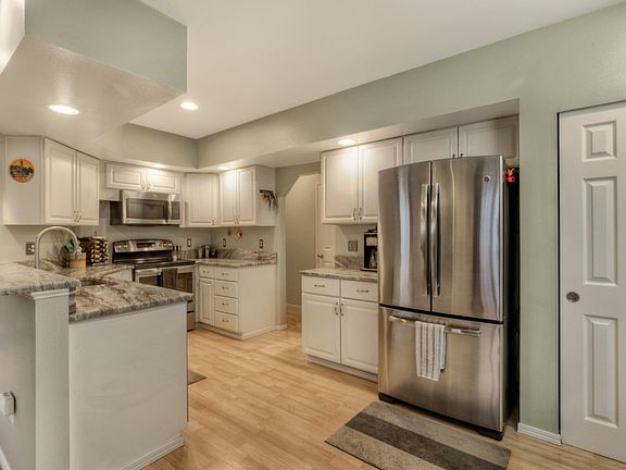 3rd image of 4532 45th St NE