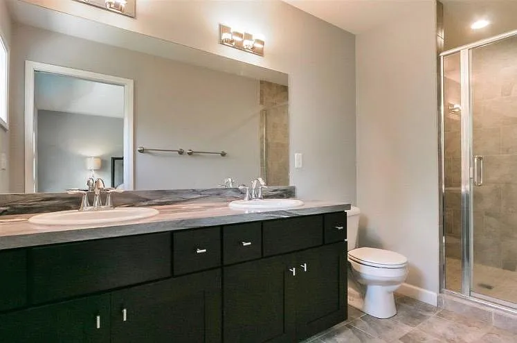 630 Walker Cir — Photo 6