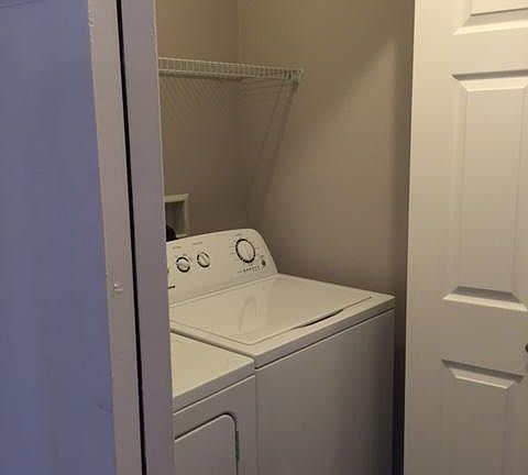 3rd image of 228 14th St #228