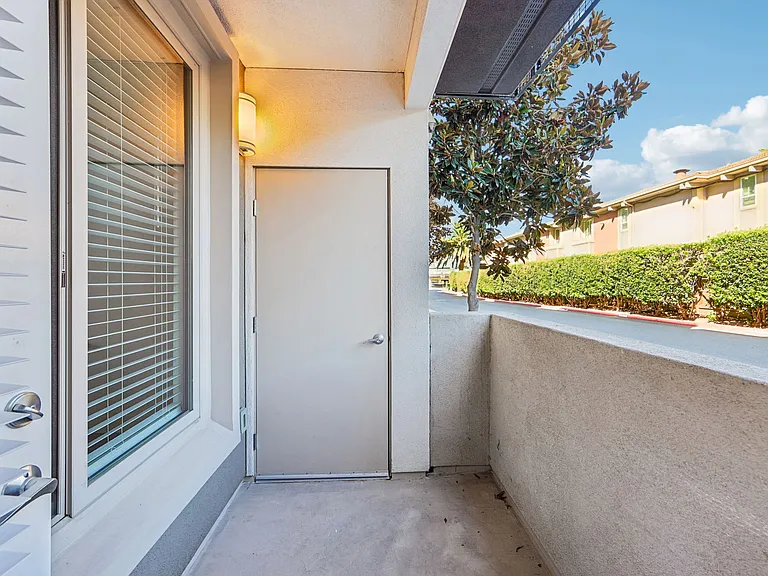 Cirrus Redwood City — Photo 46
