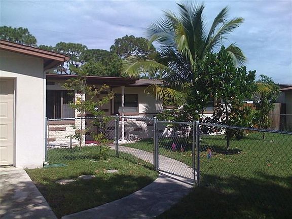 3rd image of 190 Melbourne Ave