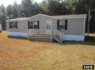 4205 Dodge St, Wallace, SC 29596