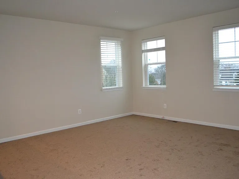 14300 Potomac Heights Ln — Photo 29
