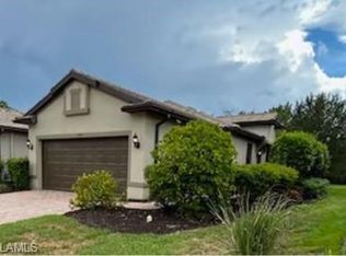 7097 Live Oak Dr, Naples, FL 34114