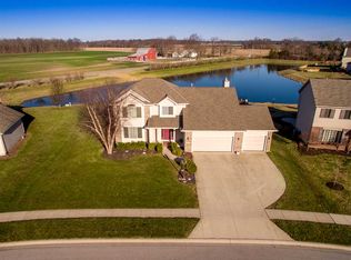 2418 W Harbourside Dr, Fort Wayne, IN 46814