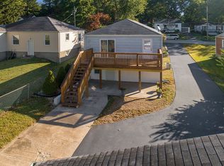 221 S Barat Ave, Saint Louis, MO