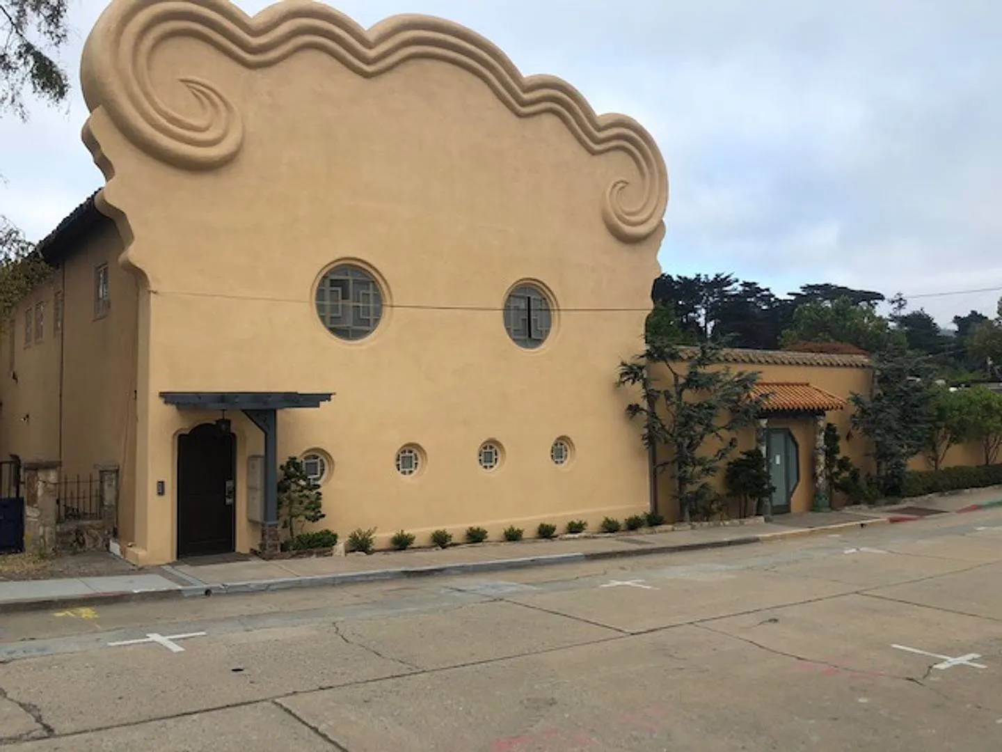 Cortes Street (680) - The Historical GT Marsh Building — Photo 2