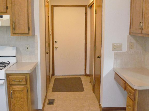 5th image of 5566 Baybrook Ln