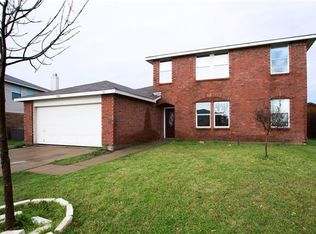 1500 Daisy Ln, Burleson, TX 76028