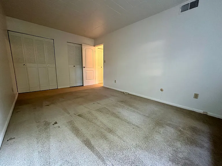 360 Maryland Ave — Photo 138