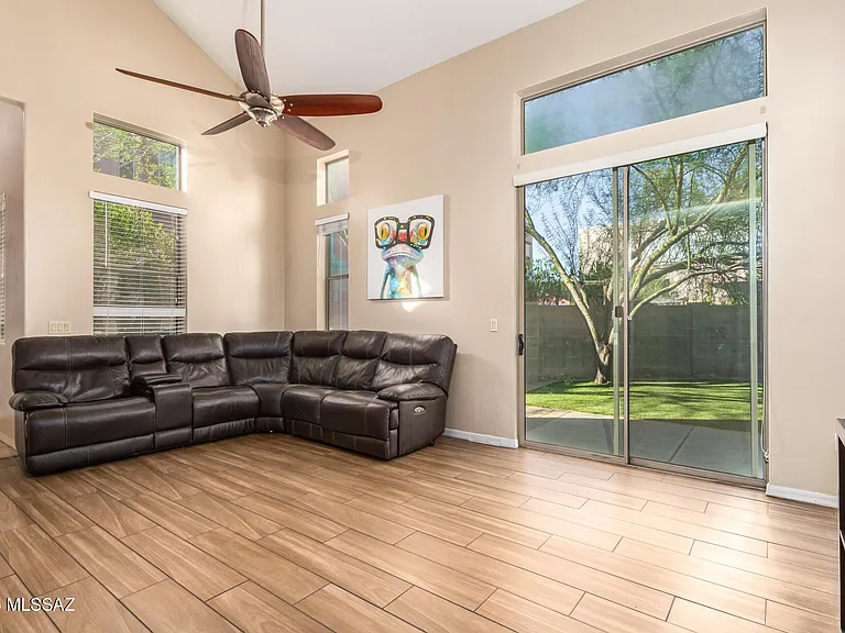 952 W Calle Estrella De Noche — Photo 8