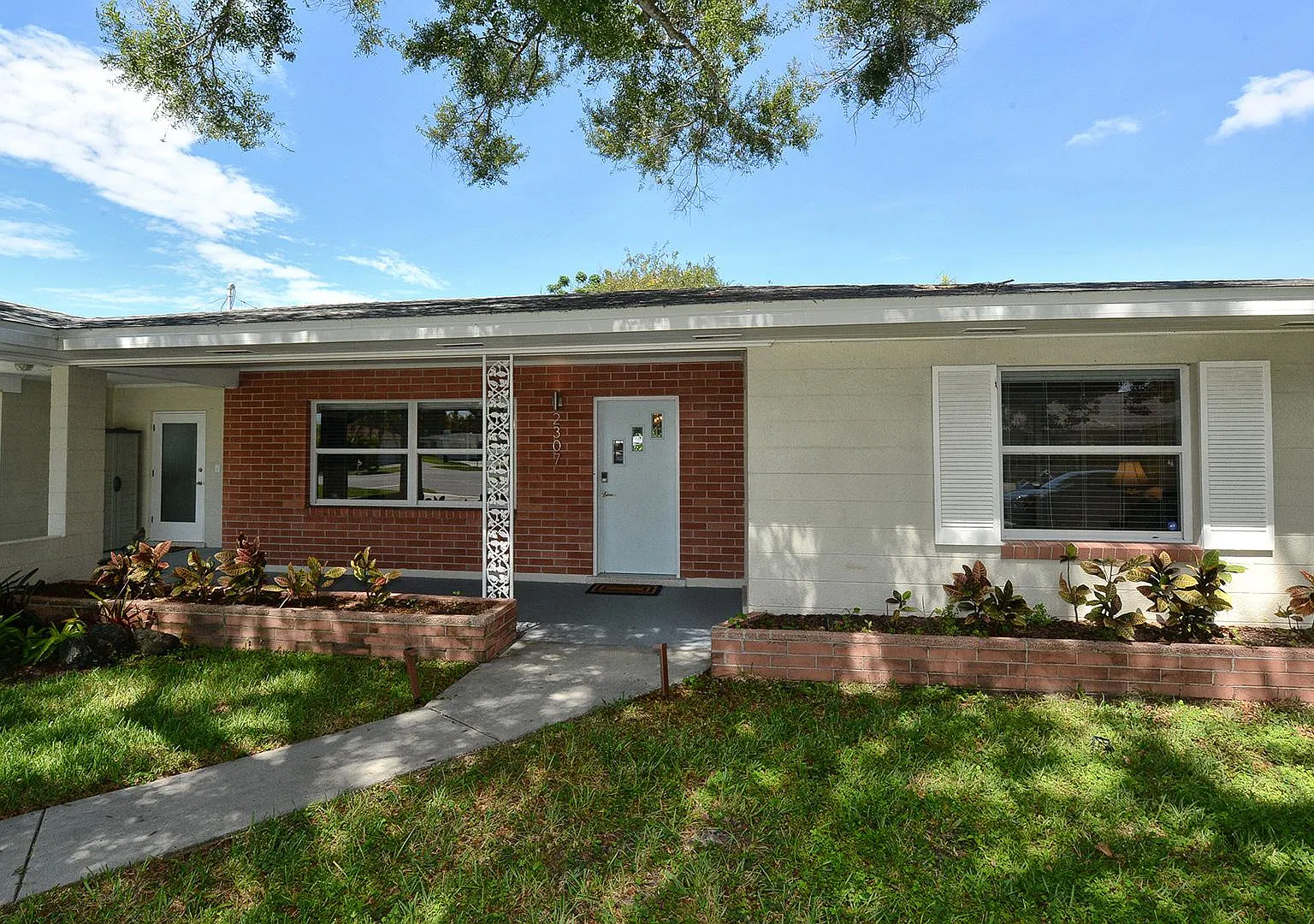 2 bed, 1826 sqft, $2,950 — Photo 2