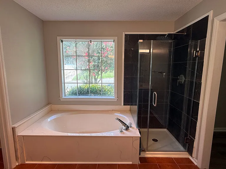 4370 Fellows Ln — Photo 13
