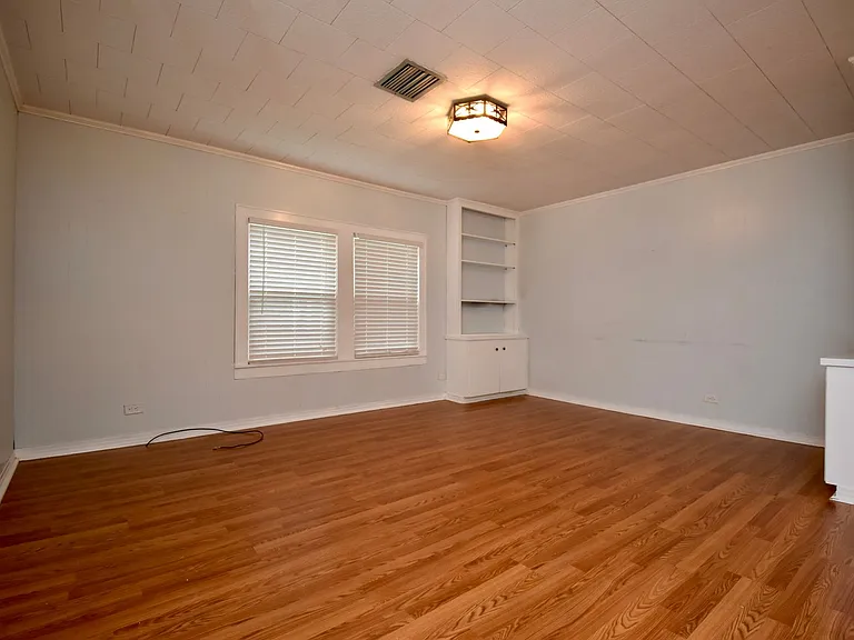 708 Tech Dr — Photo 23