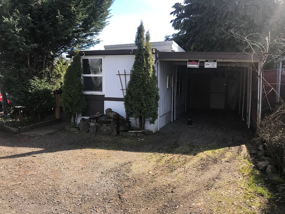 2nd image of 16551 SE 82nd Dr Unit 22