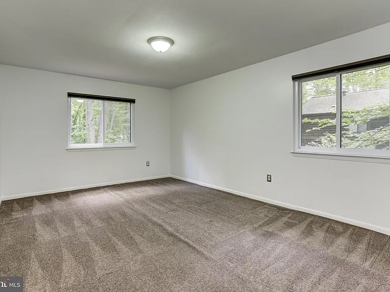 10373 Currycomb Ct — Photo 20