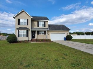 1331 Shoshone Pl, Fayetteville, NC 28314