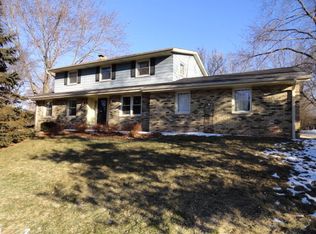 10305 N Provence Ct, Mequon, WI 53092