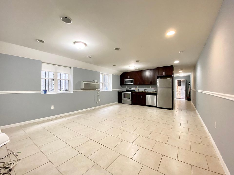 1st image of 2184 Cedar Ave Floor 2