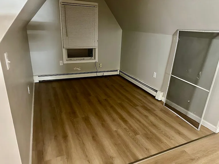 418 Laurel St #3 — Photo 8