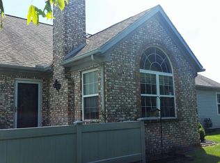 67 Foxgate Cir W, Bowling Green, OH 43402
