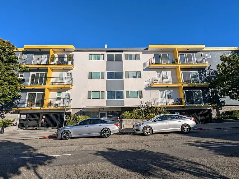 2117 Haste St — Photo 8