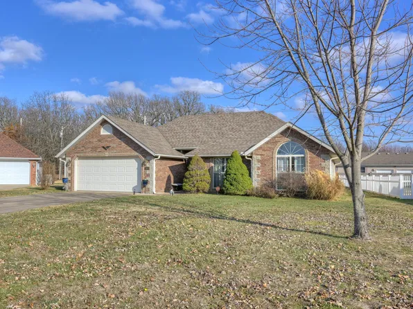 1003 Greenbrook Drive, Neosho, MO 64850