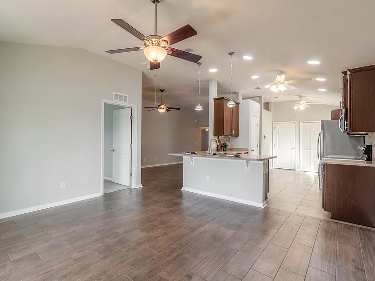 5338 Peach Blossom Blvd — Photo 5