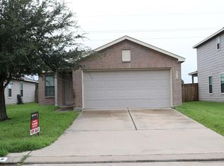 8018 Yaupon View Dr, Cypress, TX 77433