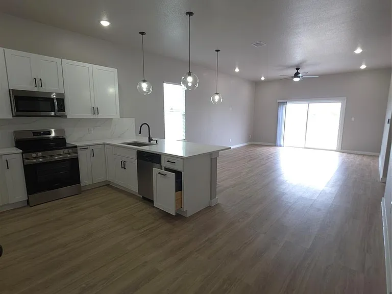 727 Road 5714 — Photo 3