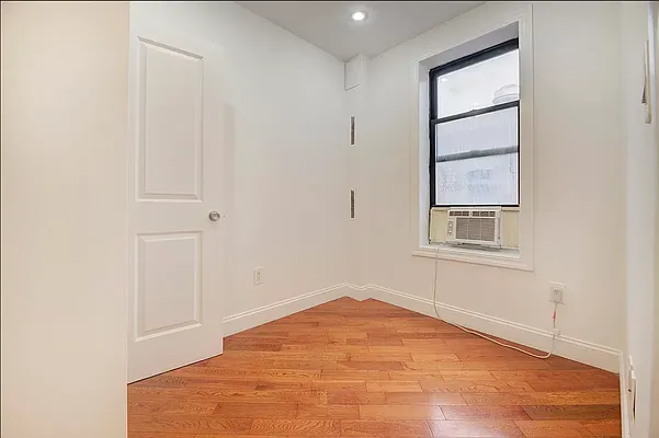 Rented by REAL New York | media 4